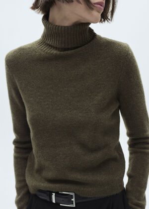 Turtle neck sweater