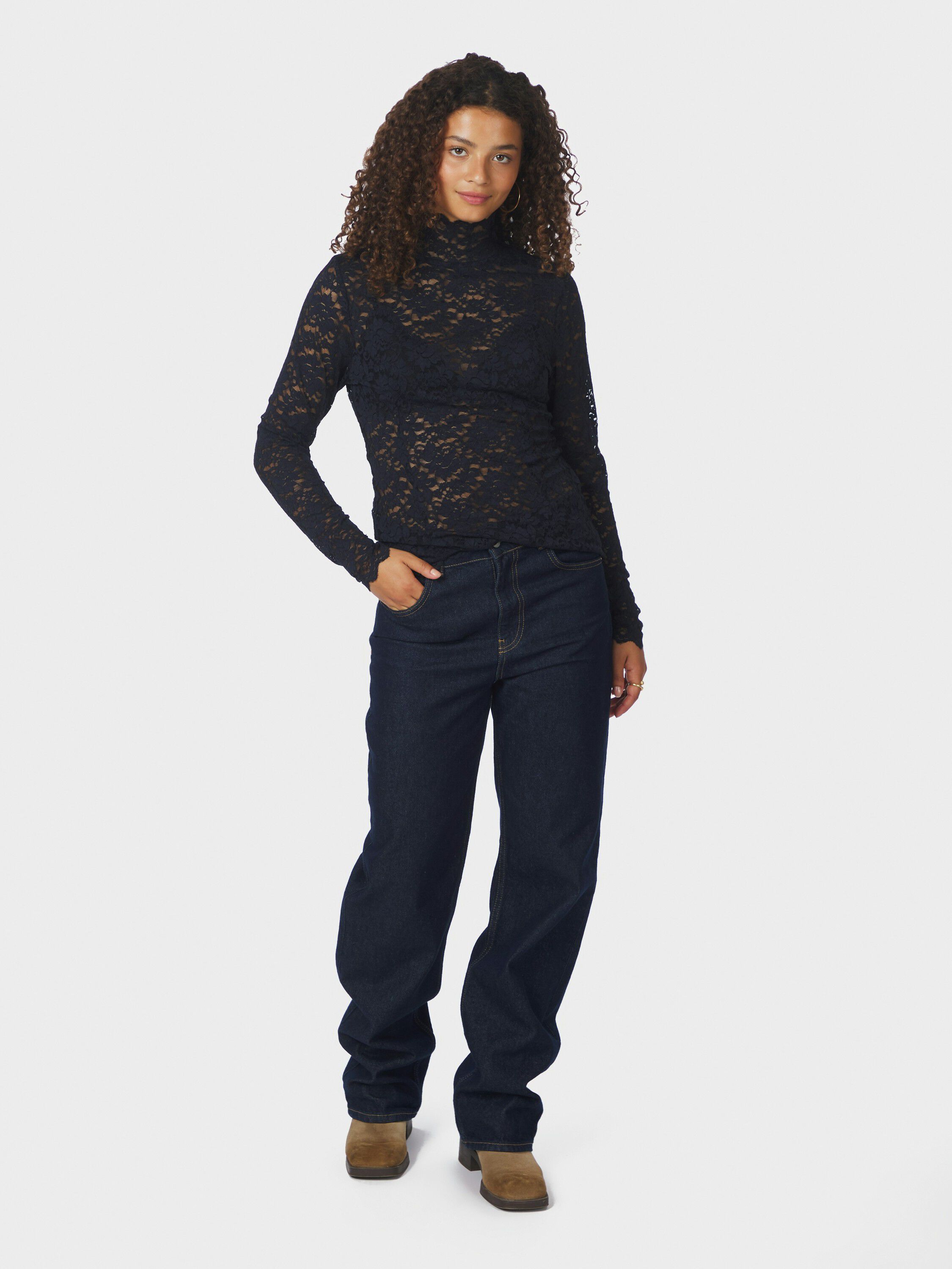 Liza Laceflower Blouse