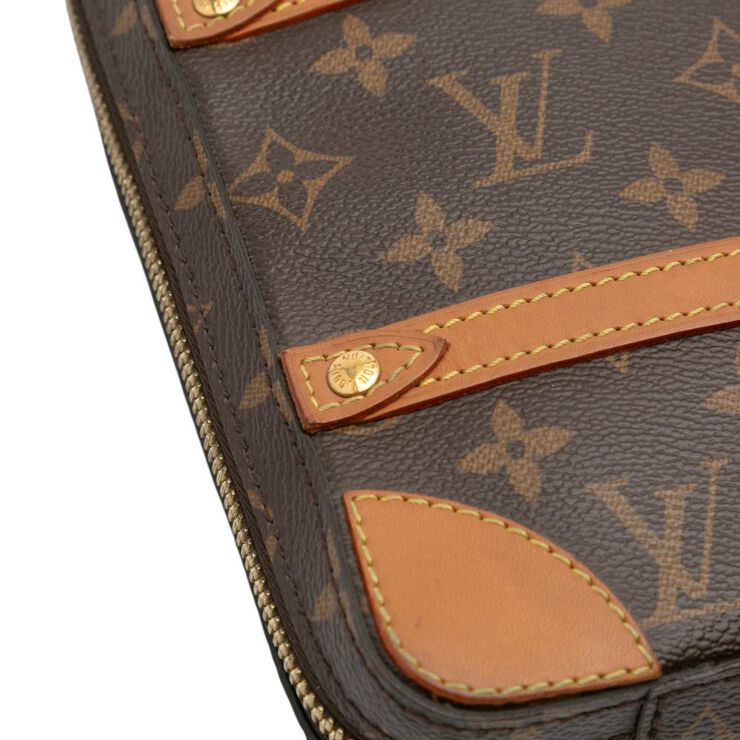 Louis Vuitton Messenger