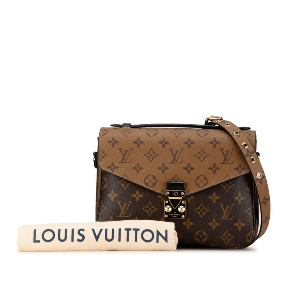 Louis Vuitton Shoulder Bags