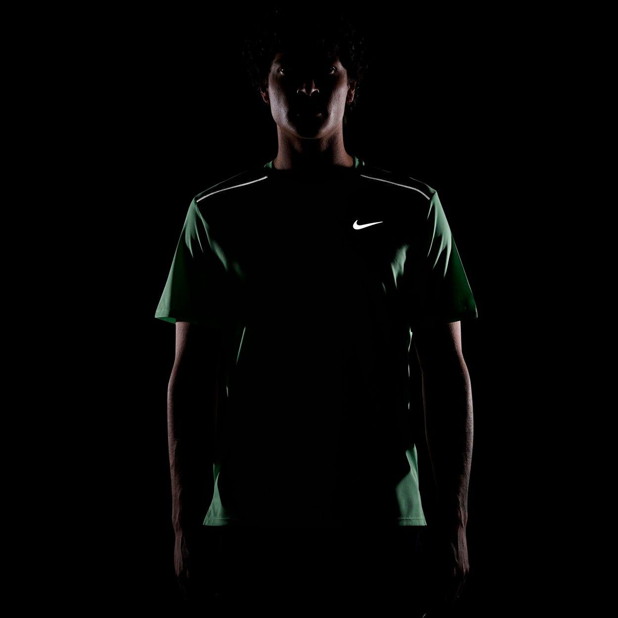 Miler Dri-Fit UV L&oslash;be T-shirt