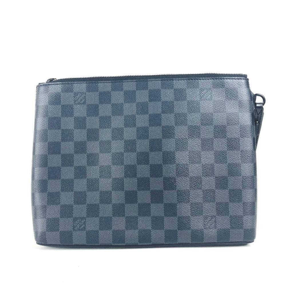 Louis Vuitton Clutch