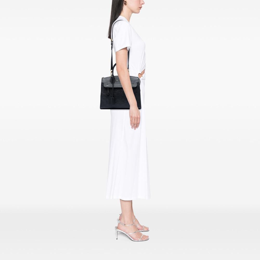 Louis Vuitton Pont Neuf