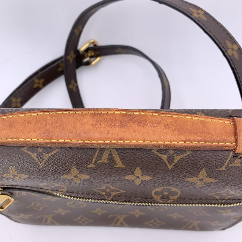 Louis Vuitton Pochette M&eacute;tis