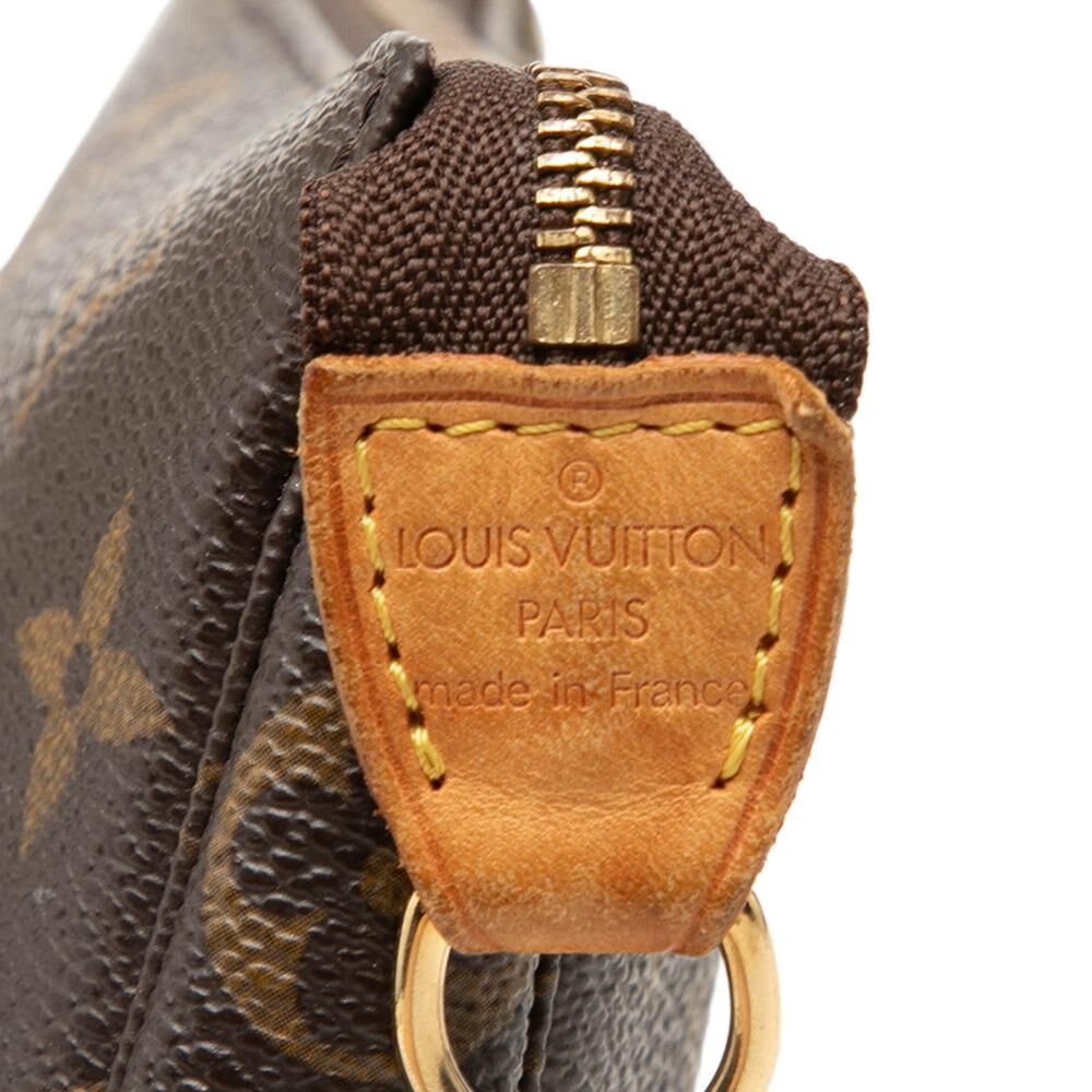 Louis Vuitton Pochette Accessoires