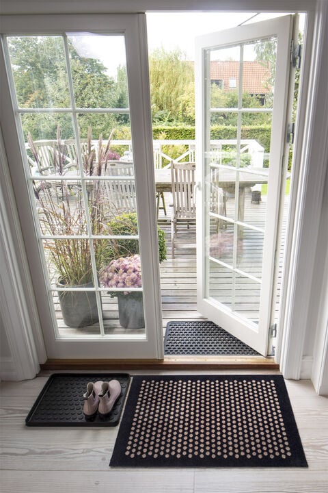 Måtte 60x90 cm, dot sort/sand