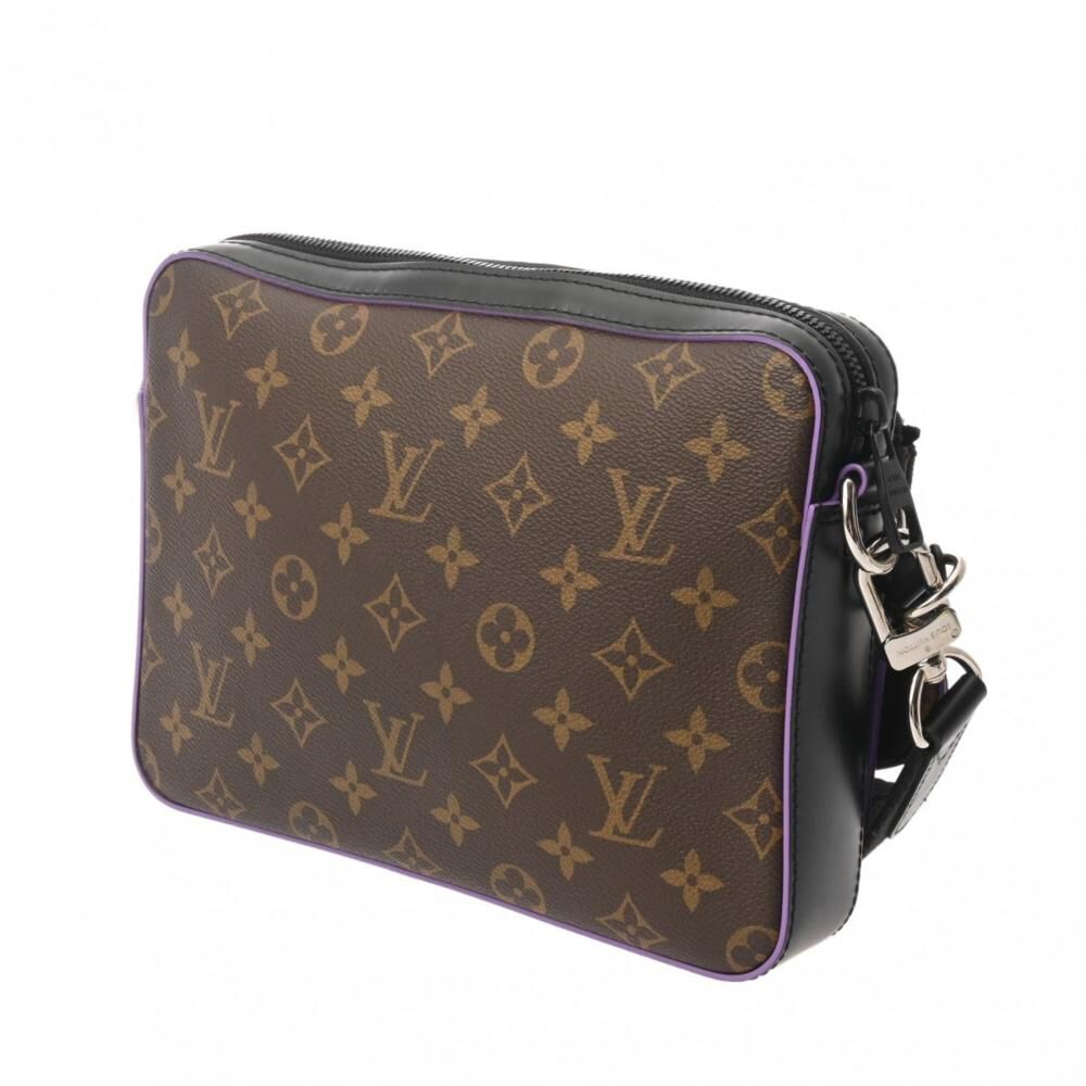 Louis Vuitton Shoulder Bags
