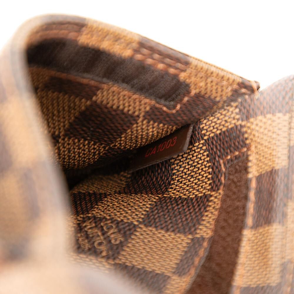 Louis Vuitton Shoulder Bags