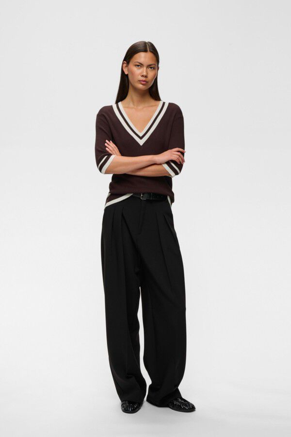 LeenahIW V-Neck Blouse