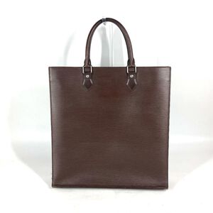 Louis Vuitton Sac Plat