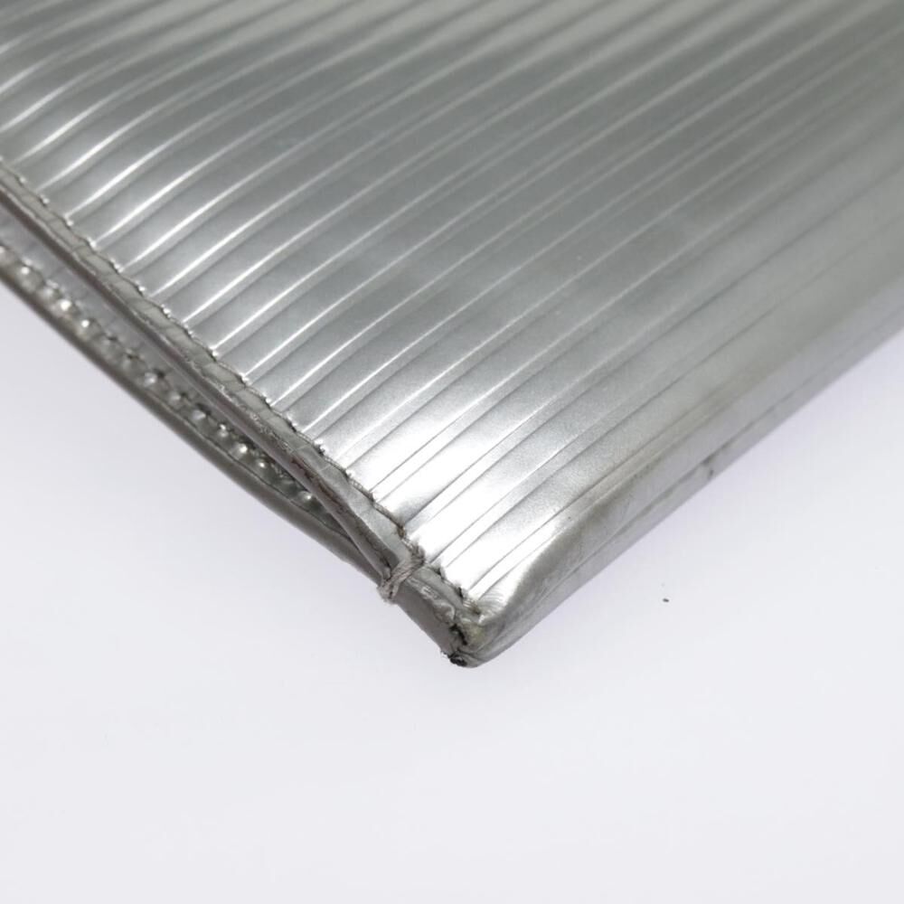 Yves Saint Laurent Clutch