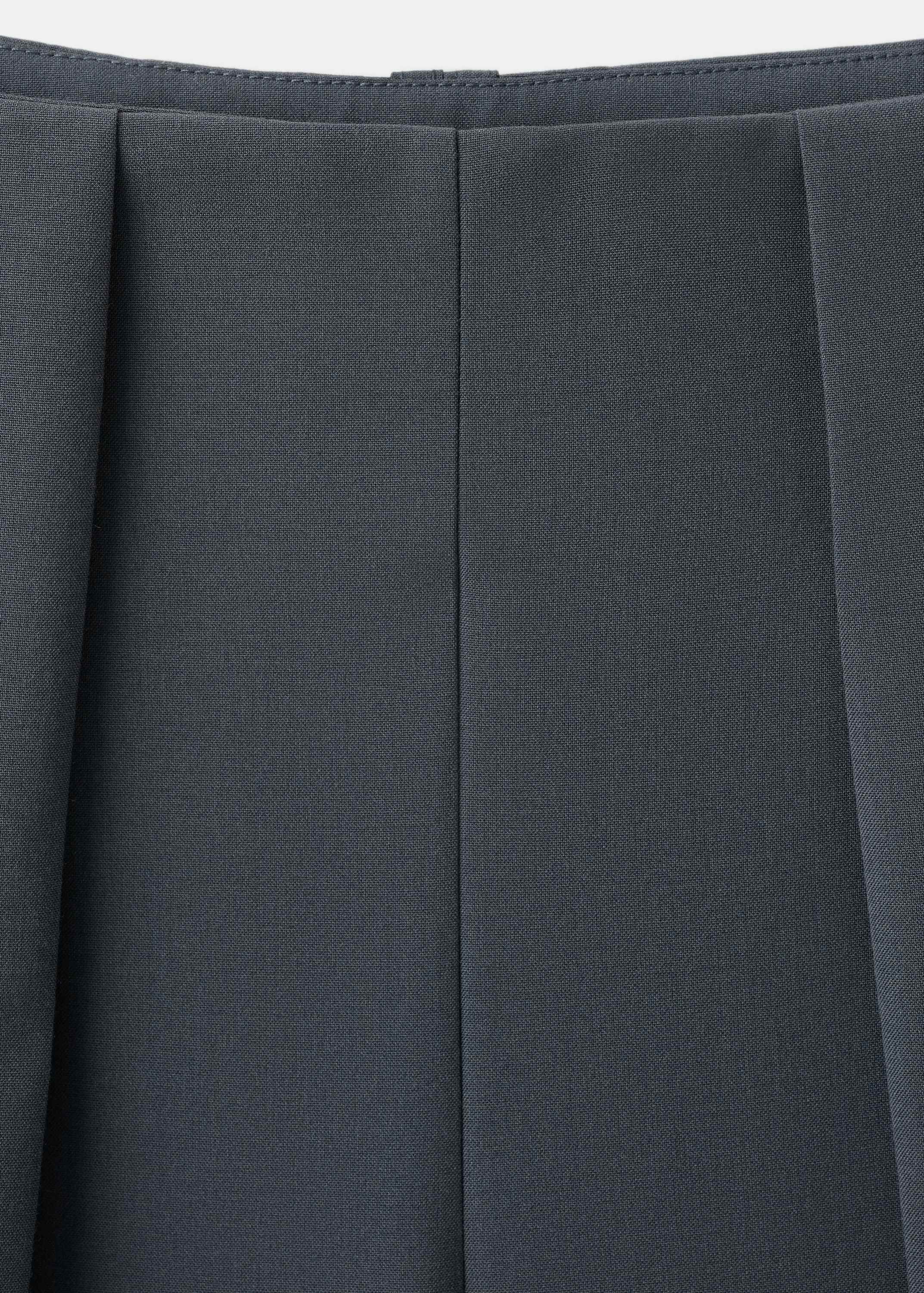 Straight-fit pleated trousers