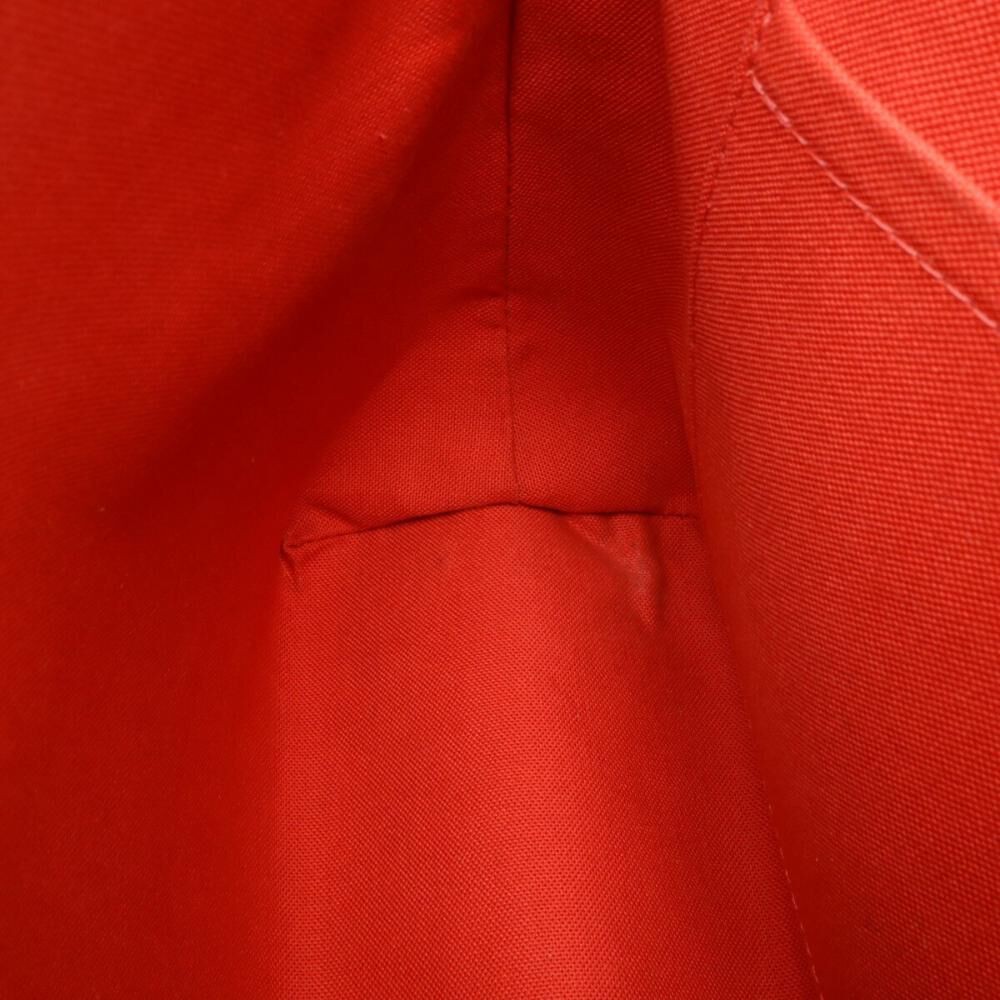 Louis Vuitton Beaubourg