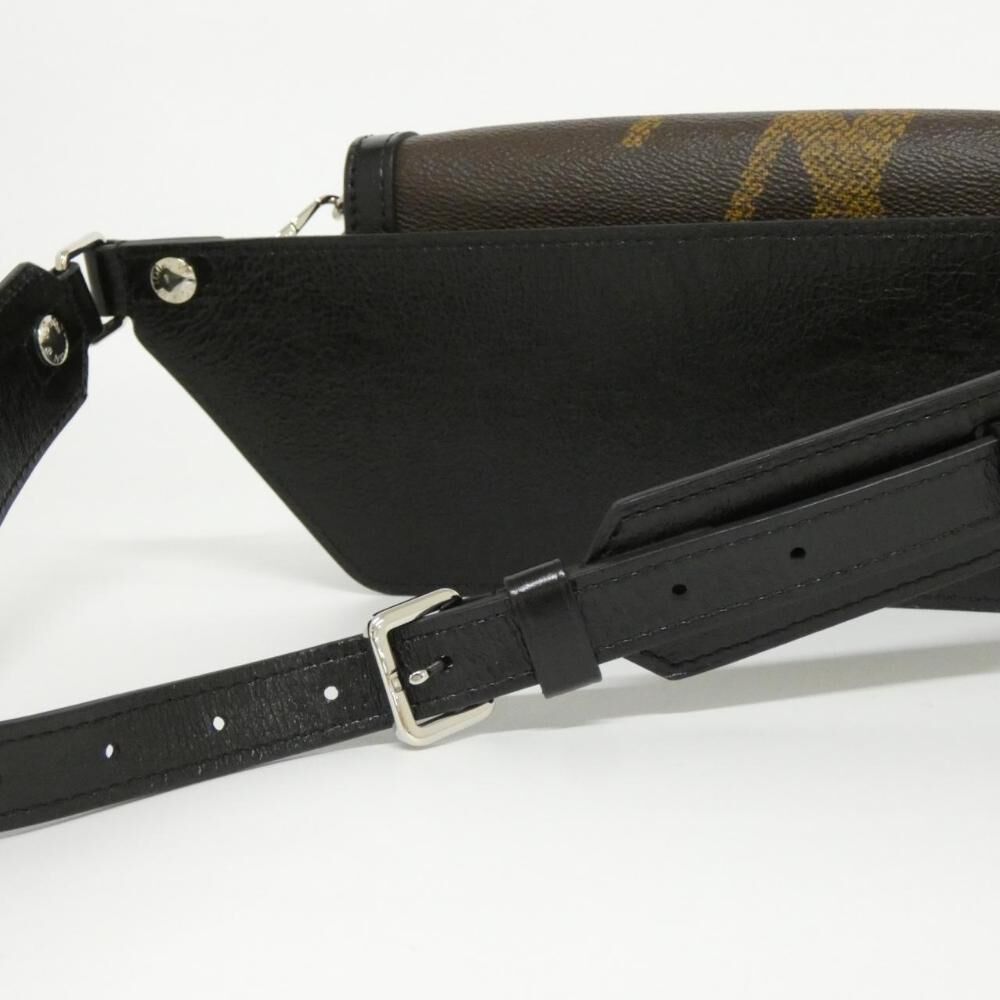 Louis Vuitton Dauphine