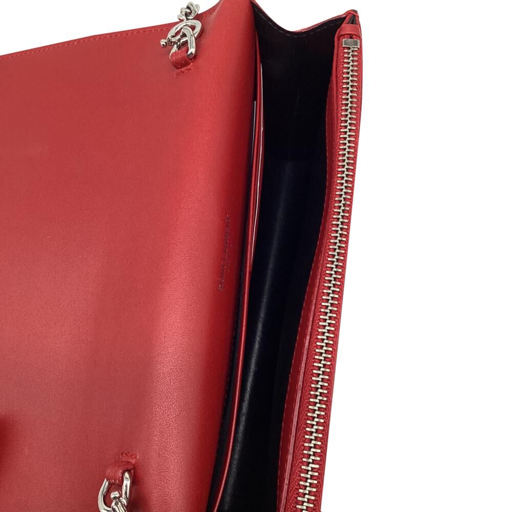 Yves Saint Laurent Shoulder Bag