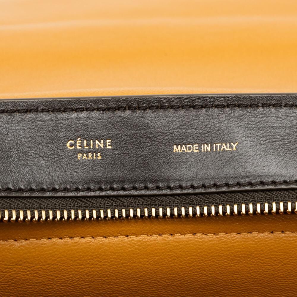 C&eacute;line Trapeze