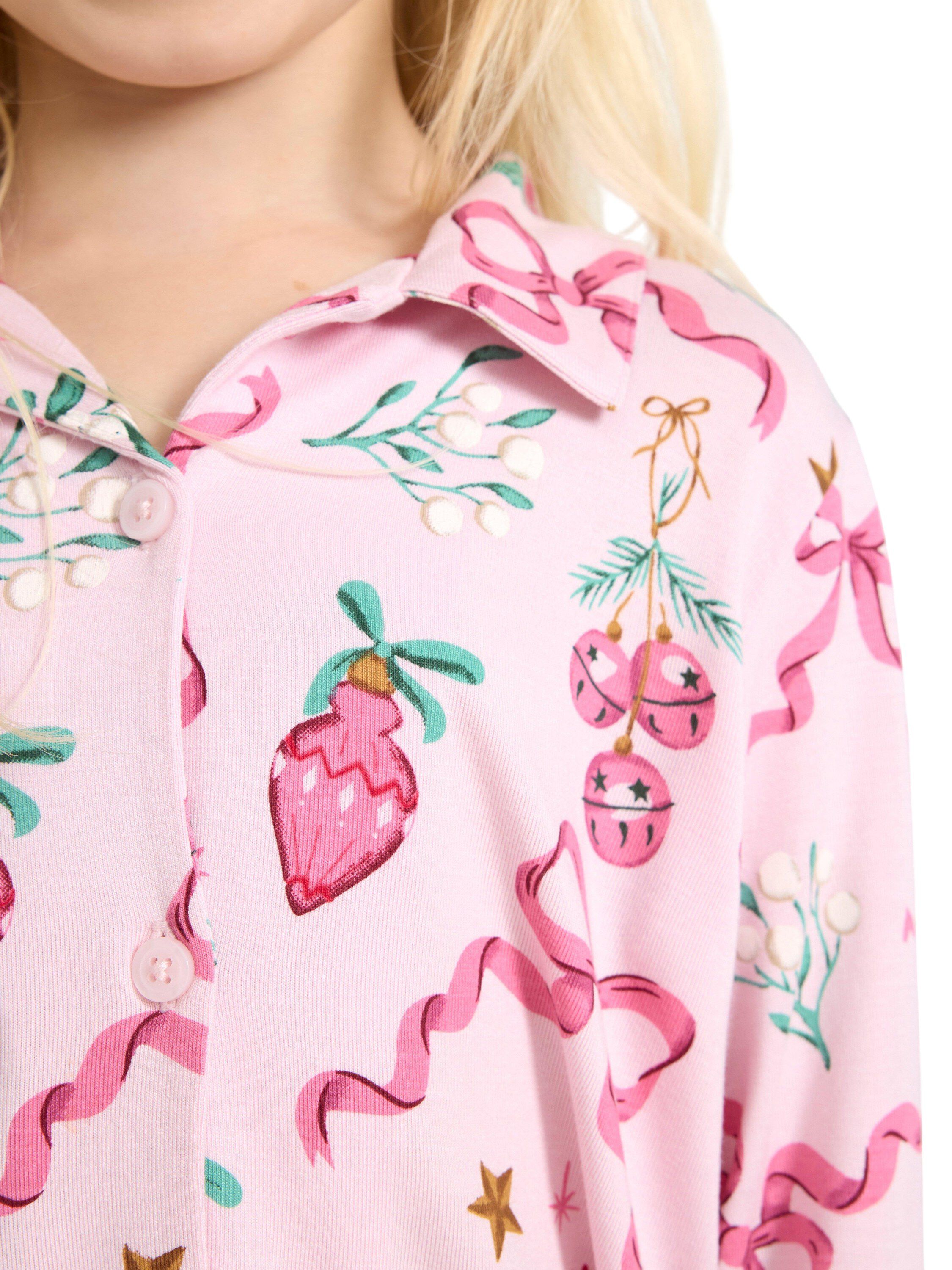 Soft pyjama set with a shirt and ma