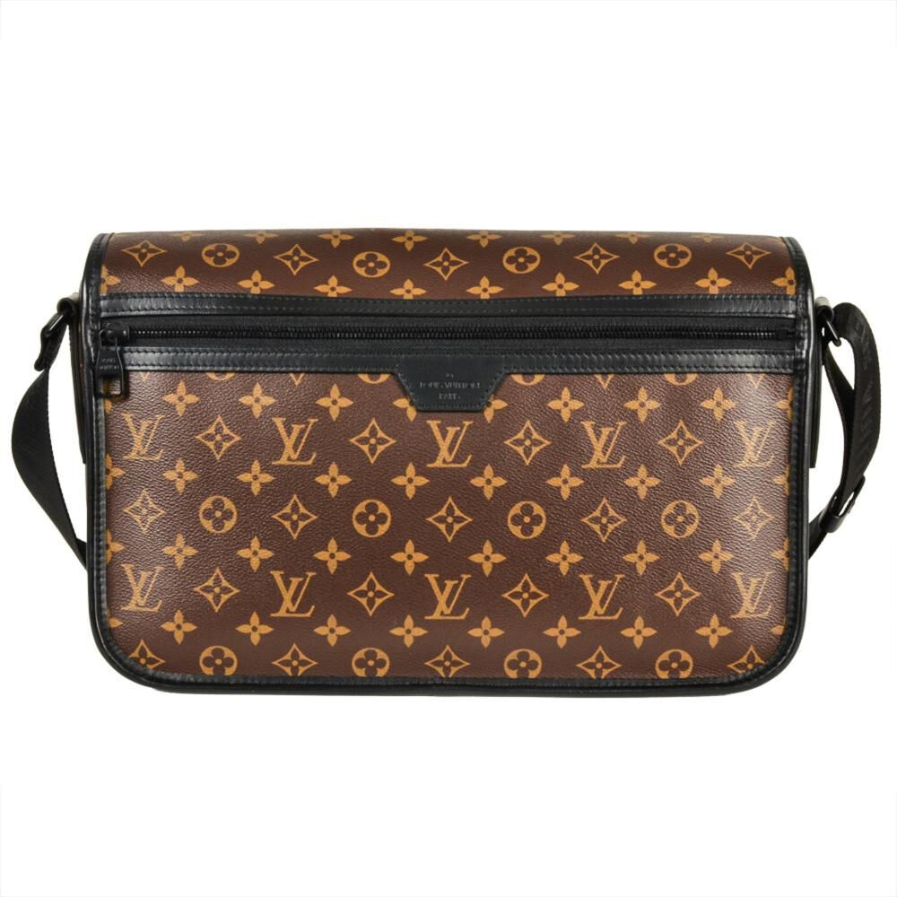 Louis Vuitton Shoulder Bags