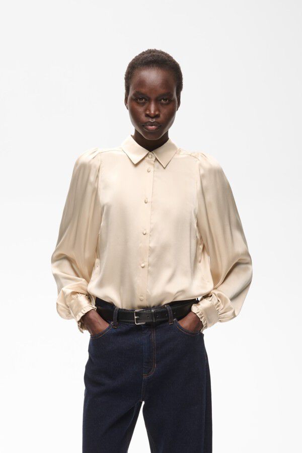 DavilaIW Premium Shirt