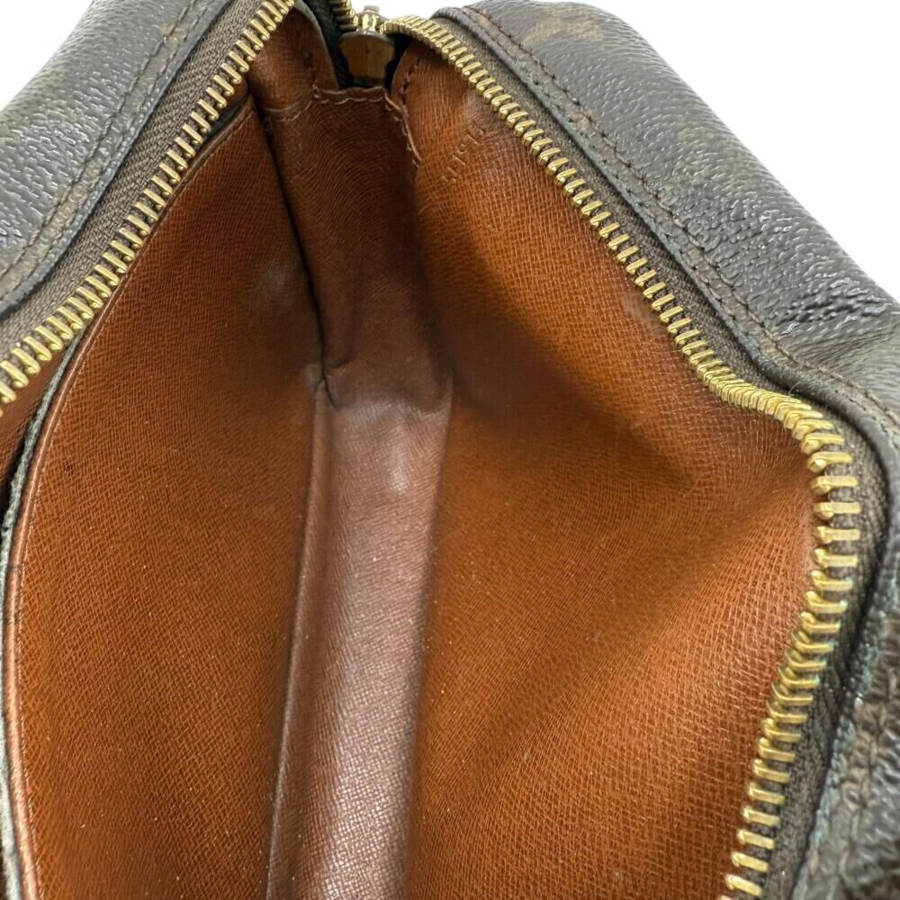 Louis Vuitton Clutch