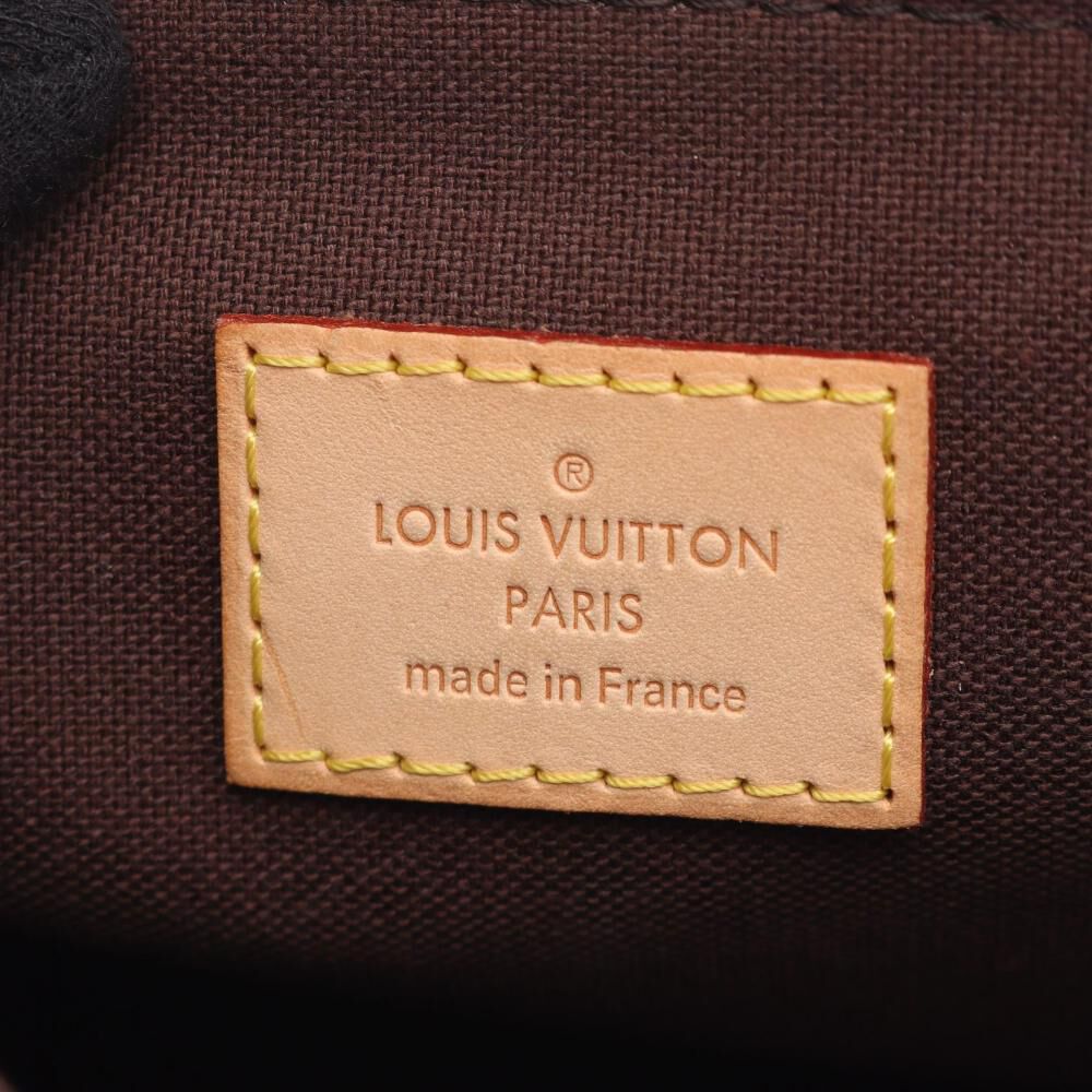 Louis Vuitton Menilmontant