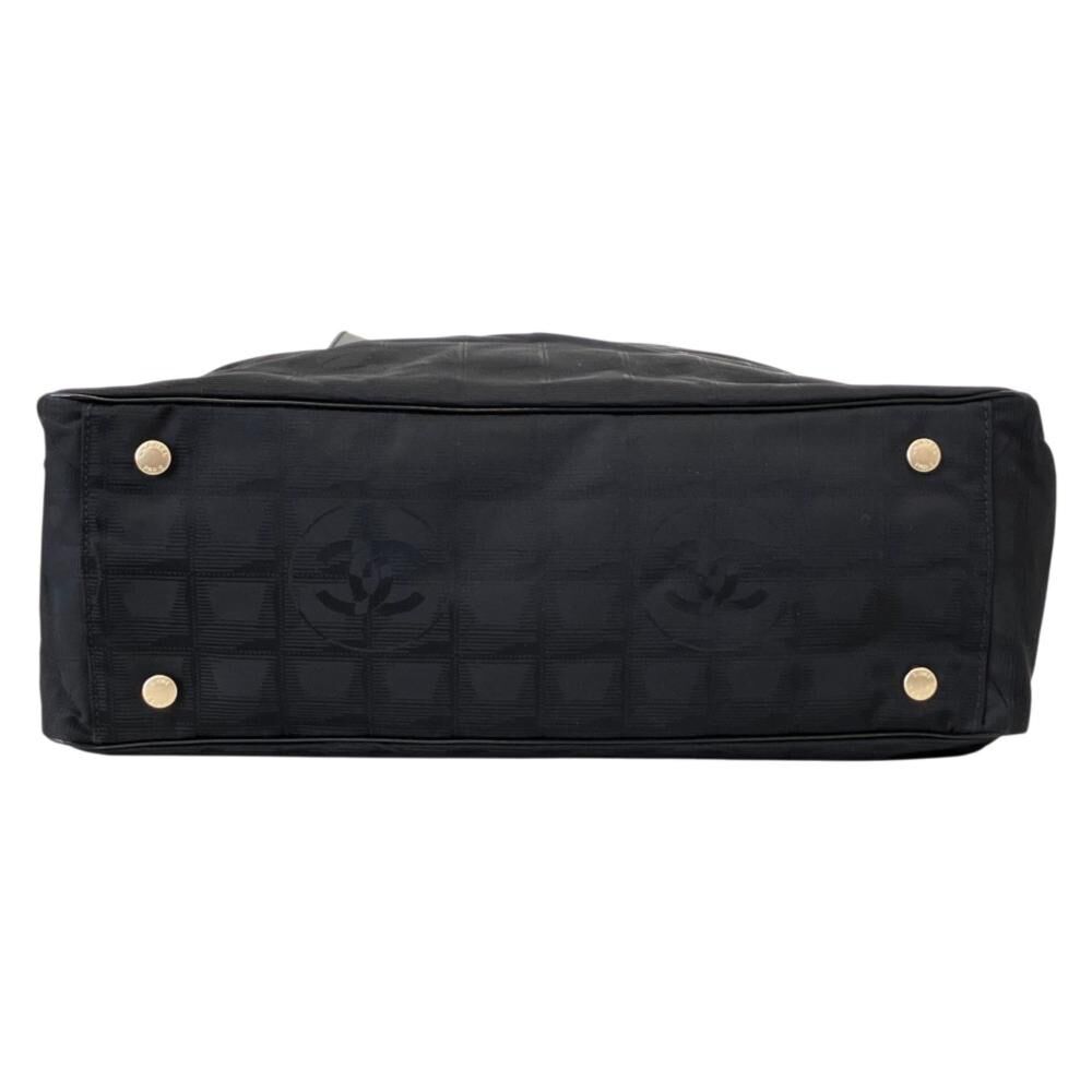 Chanel Travel Line