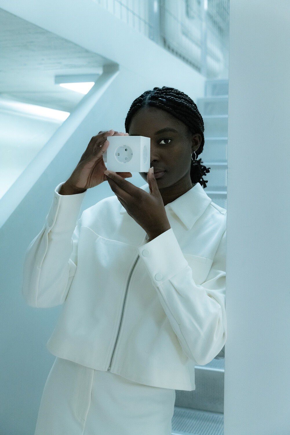Square 2 - USB-C F - EU - Opal White