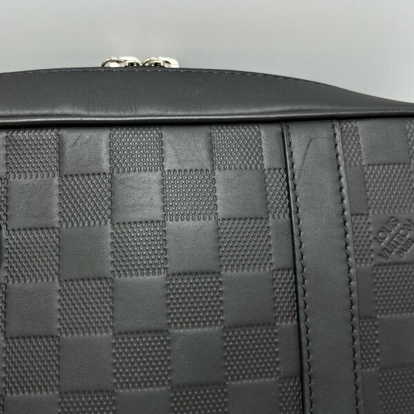 Louis Vuitton Sirius