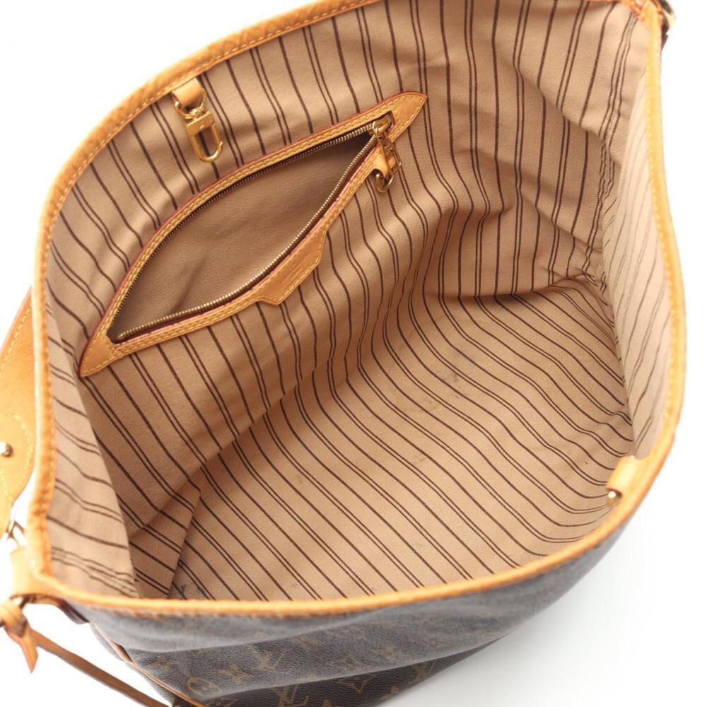 Louis Vuitton Shoulder Bags