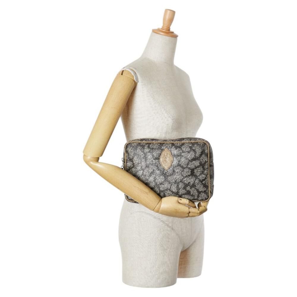 Yves Saint Laurent Clutch