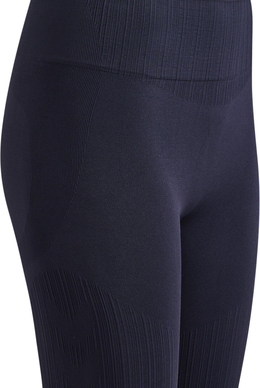 Define Seamless Scrunch Tights