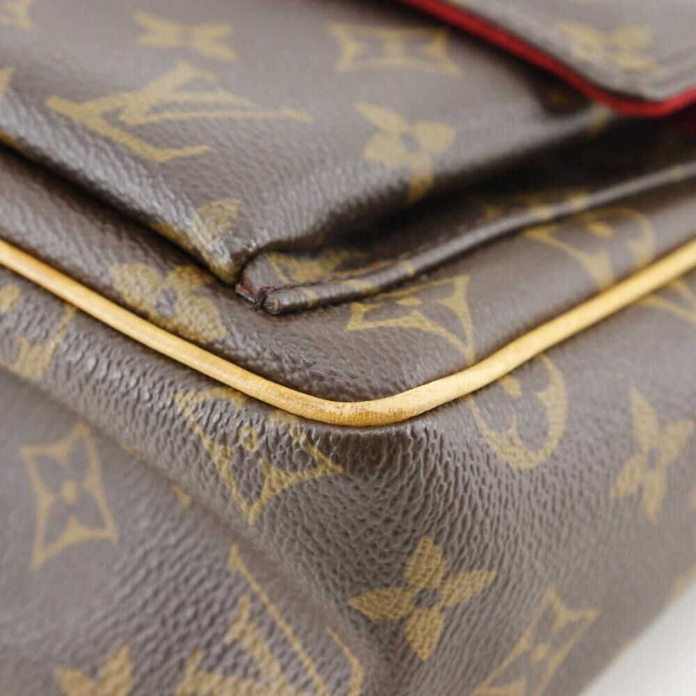 Louis Vuitton Shoulder Bags