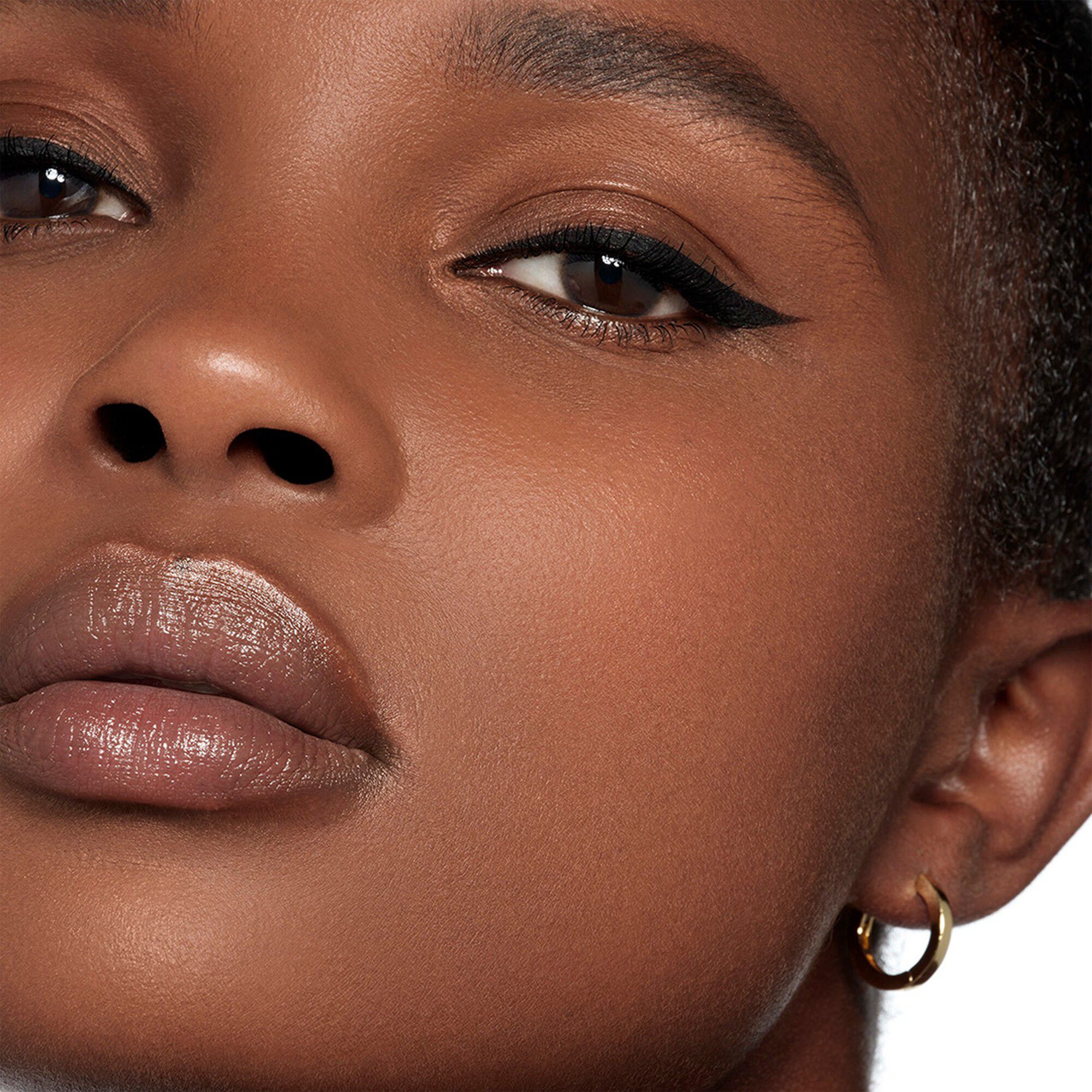 Noir G 24 Graphic Liner Black