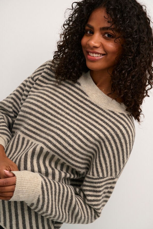 KAverana Knit Pullover