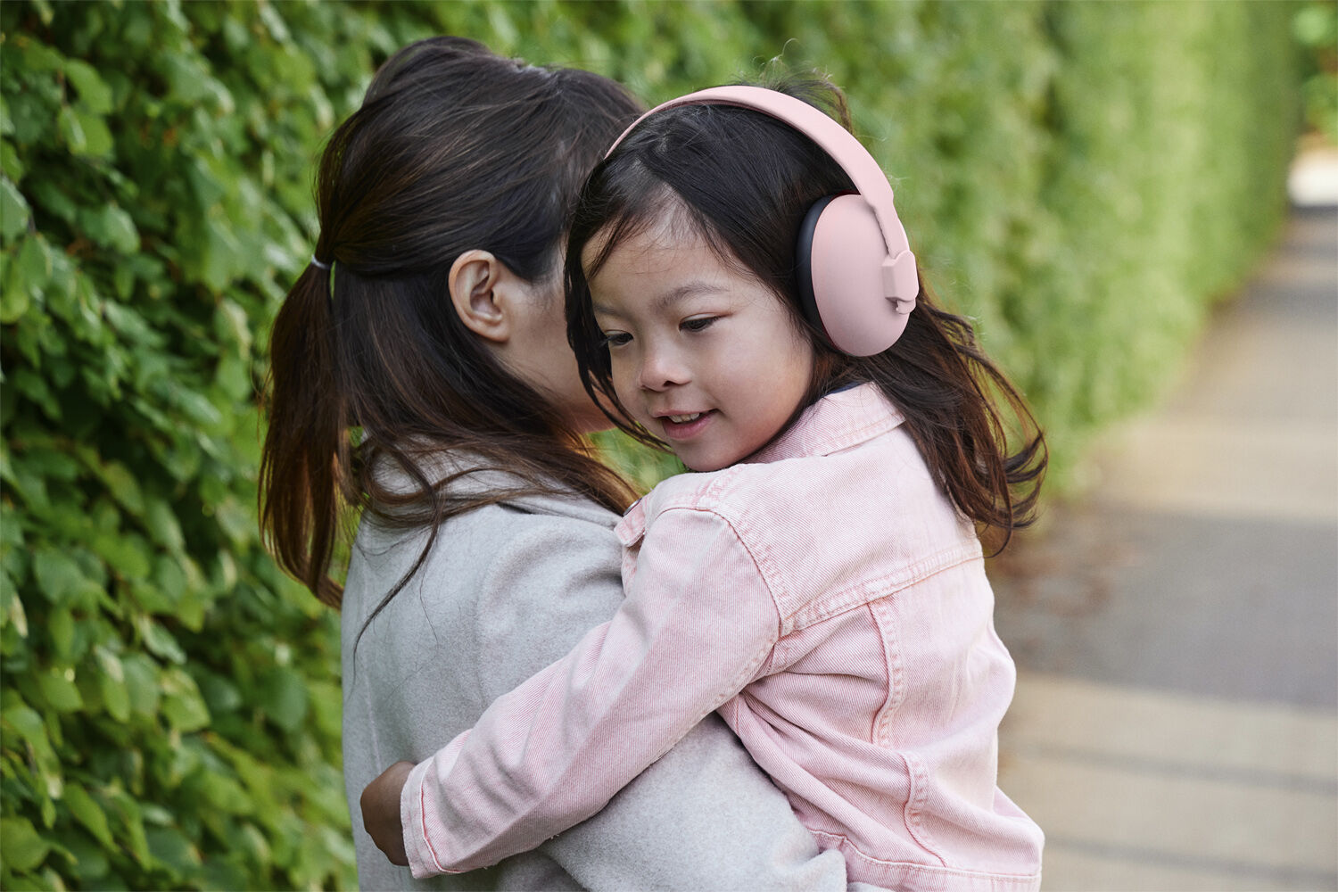 Hush H&oslash;rev&aelig;rn