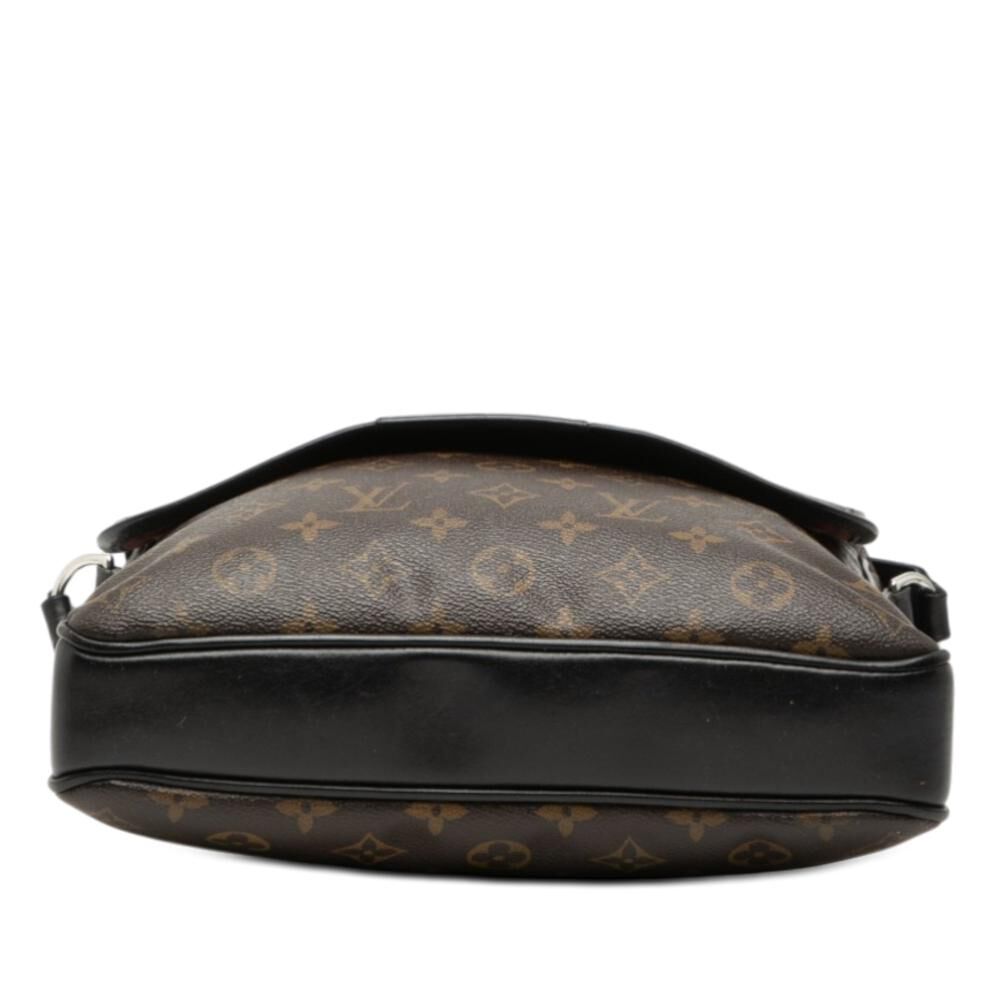 Louis Vuitton Crossbody Bag