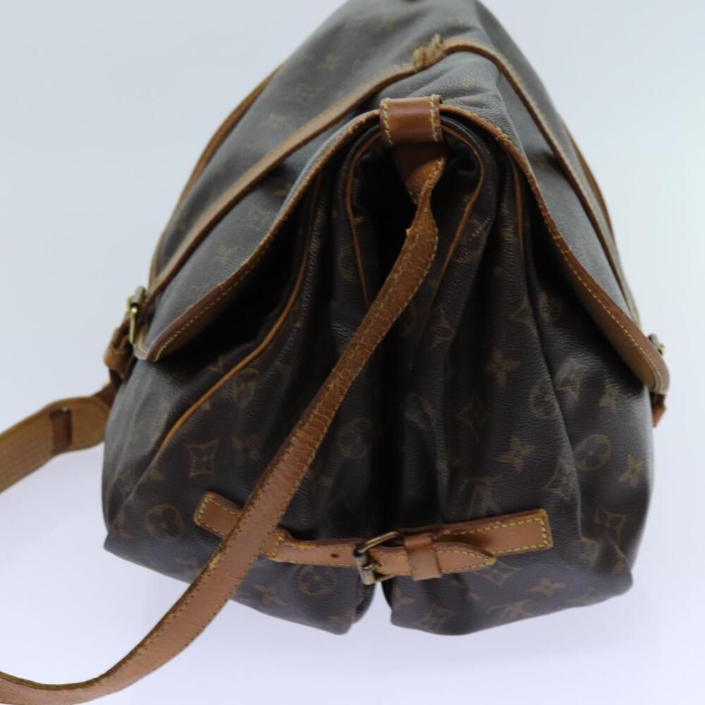 Louis Vuitton Saumur
