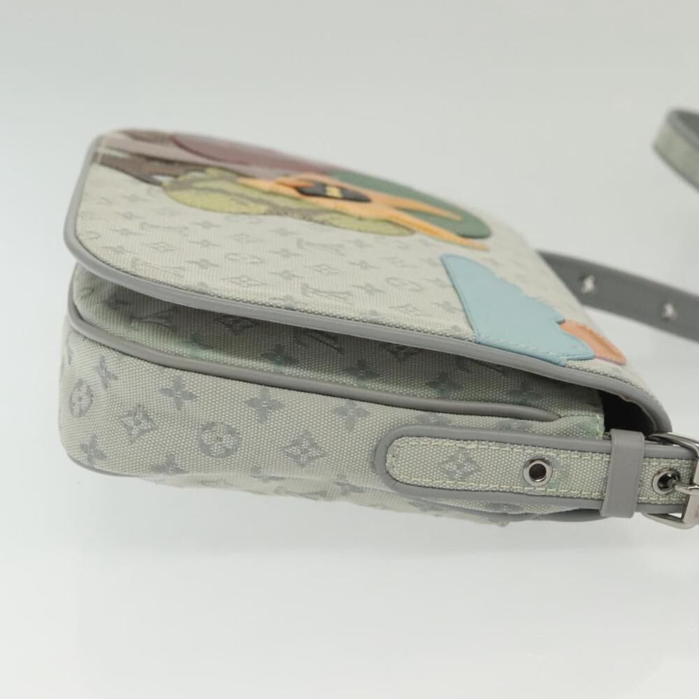 Louis Vuitton Shoulder Bags