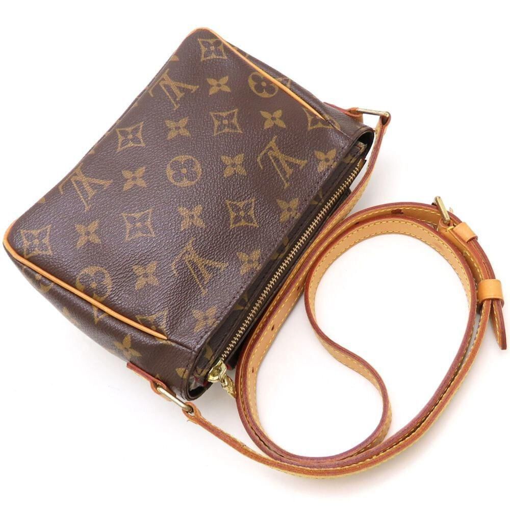 Louis Vuitton Shoulder Bags