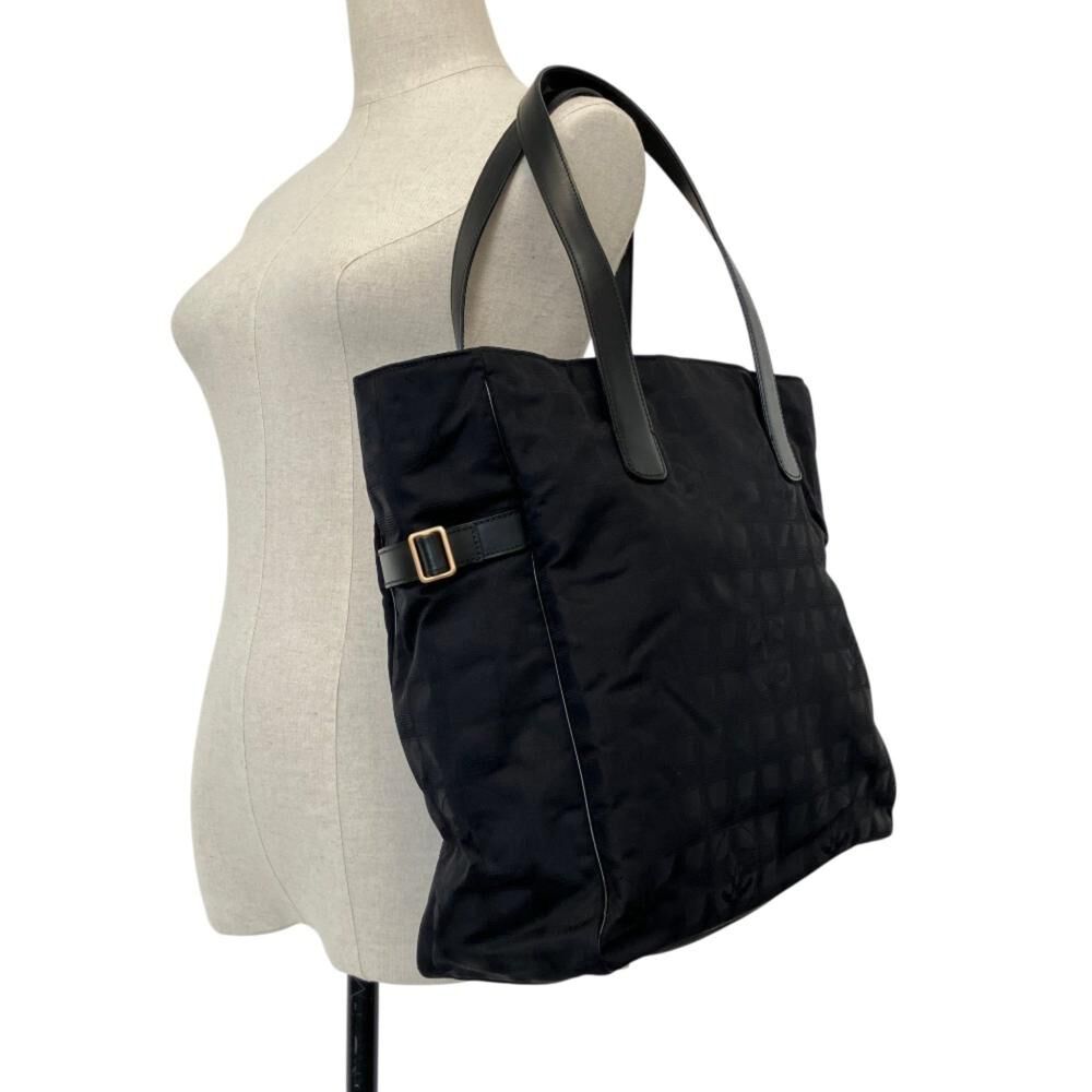 Chanel Travel Line