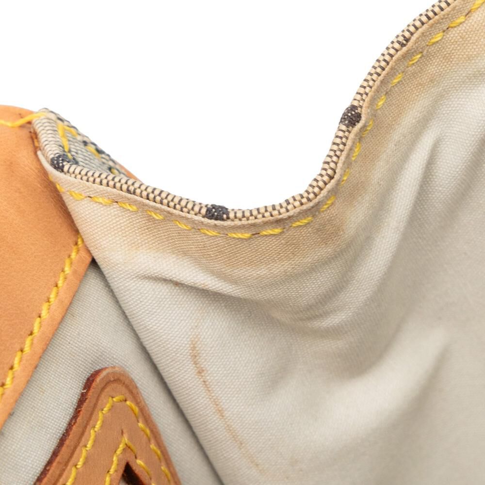 Louis Vuitton Shoulder Bags