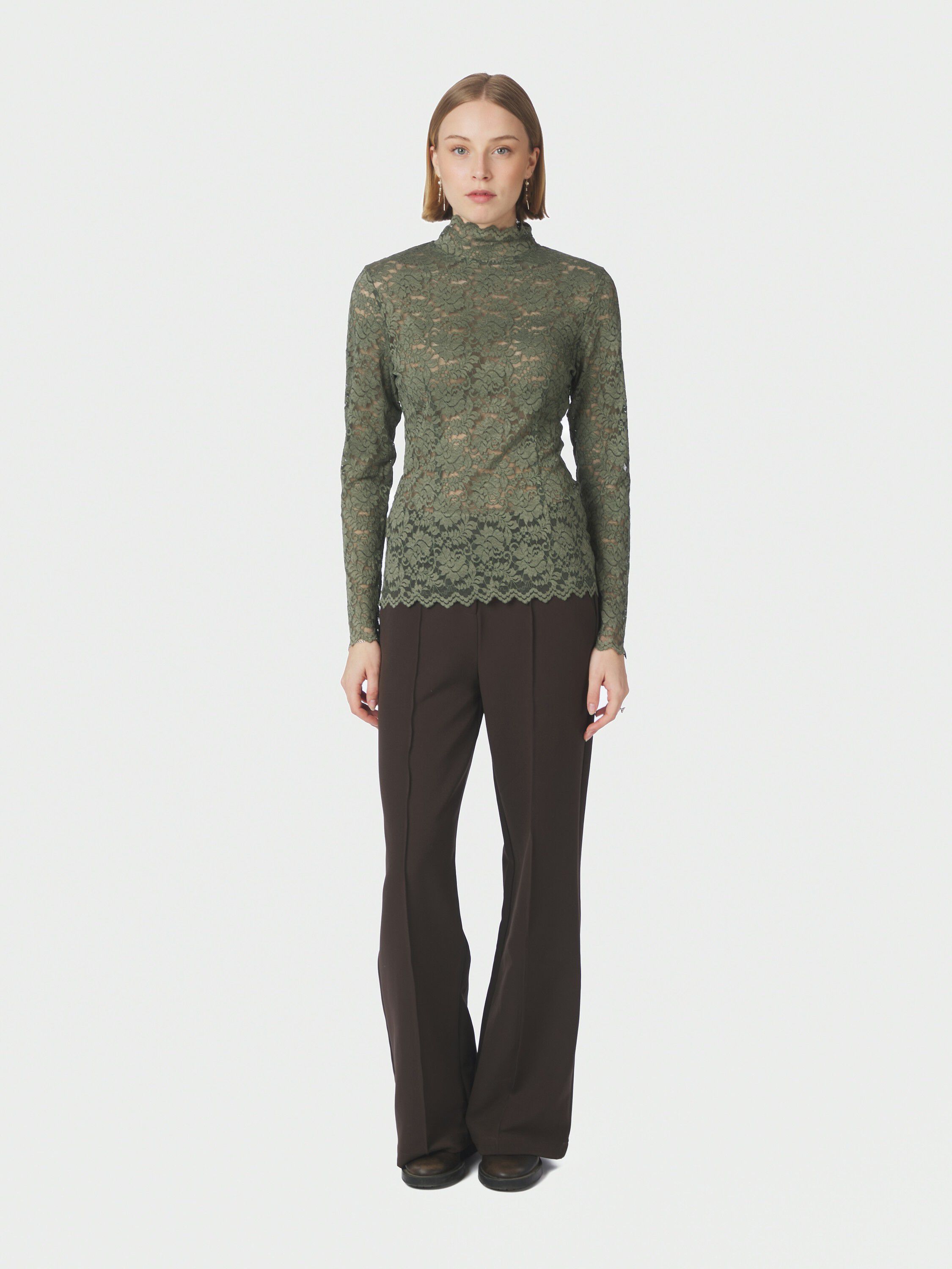 Liza Laceflower Blouse