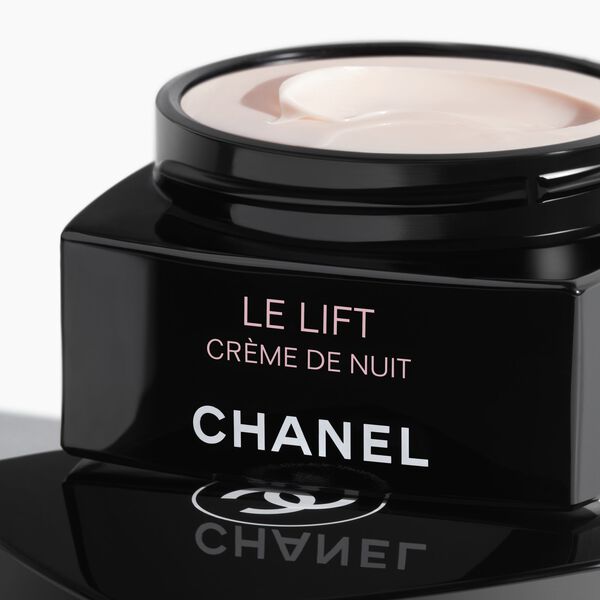 Smoothing, Firming And Revitalising Night Cream