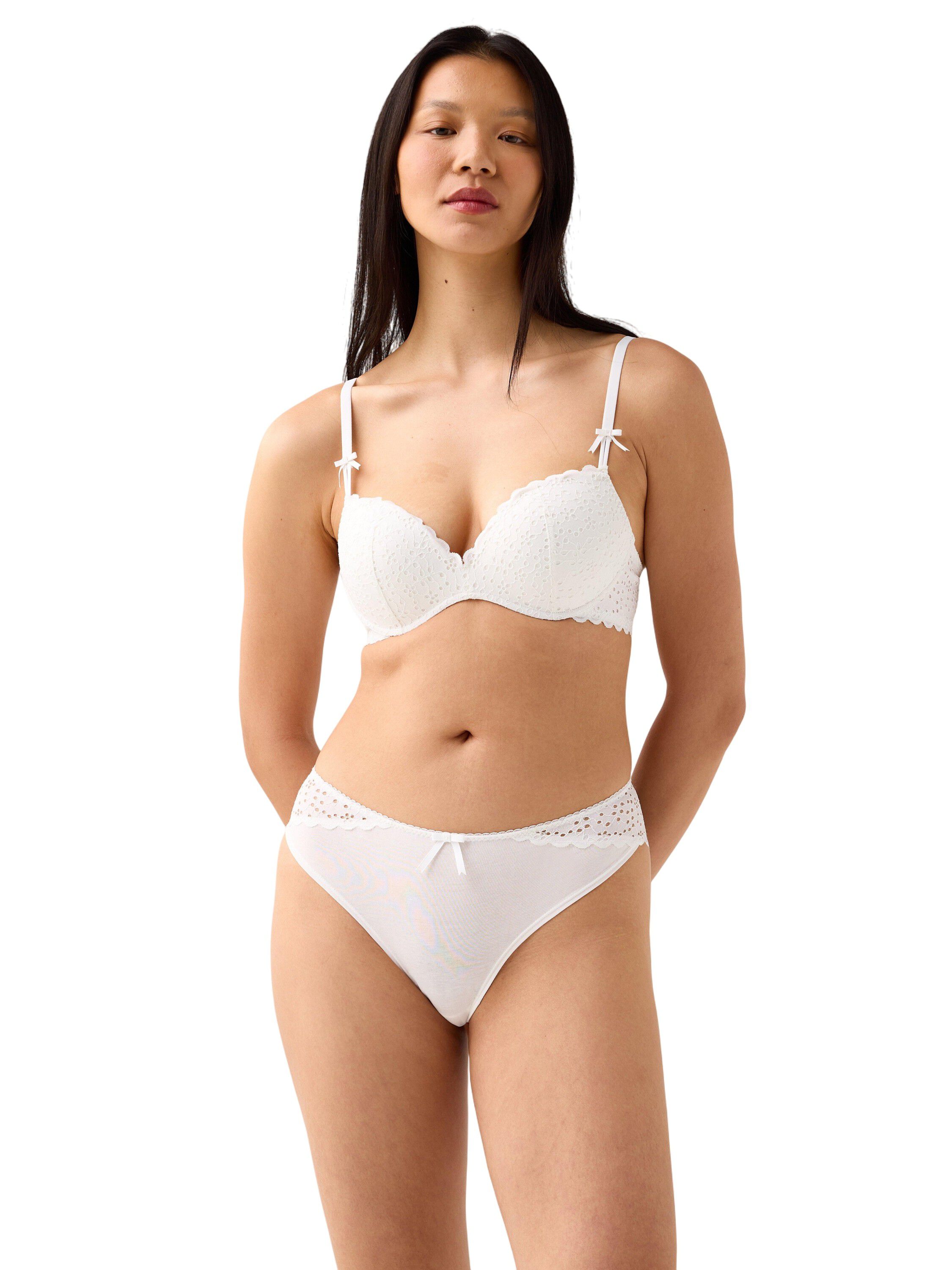 Pushup-bh med broderie anglaise