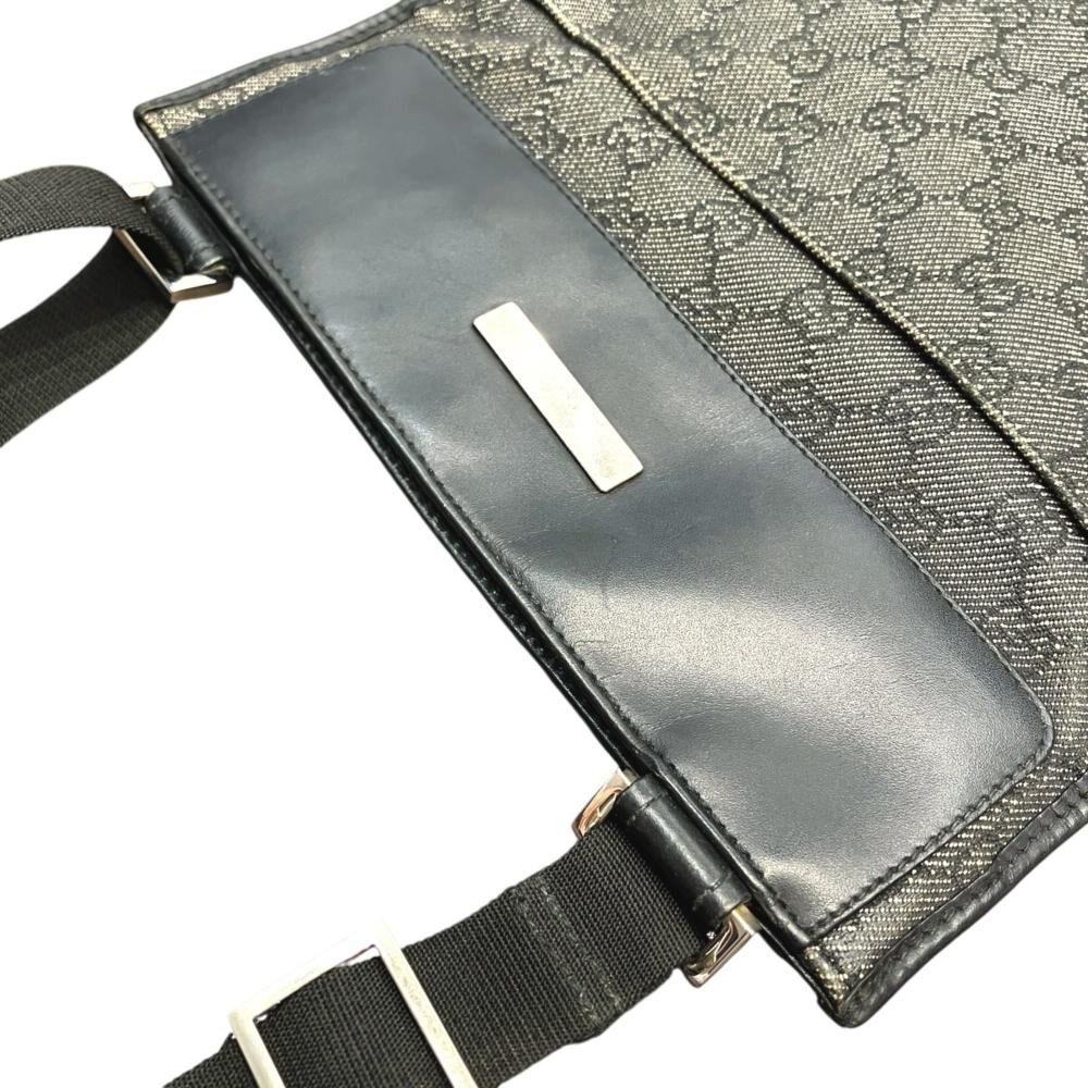 Gucci Shoulder Bag