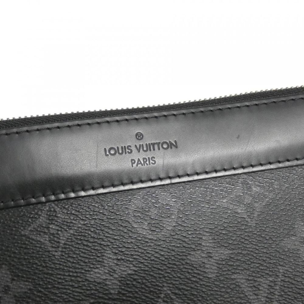 Louis Vuitton Clutch