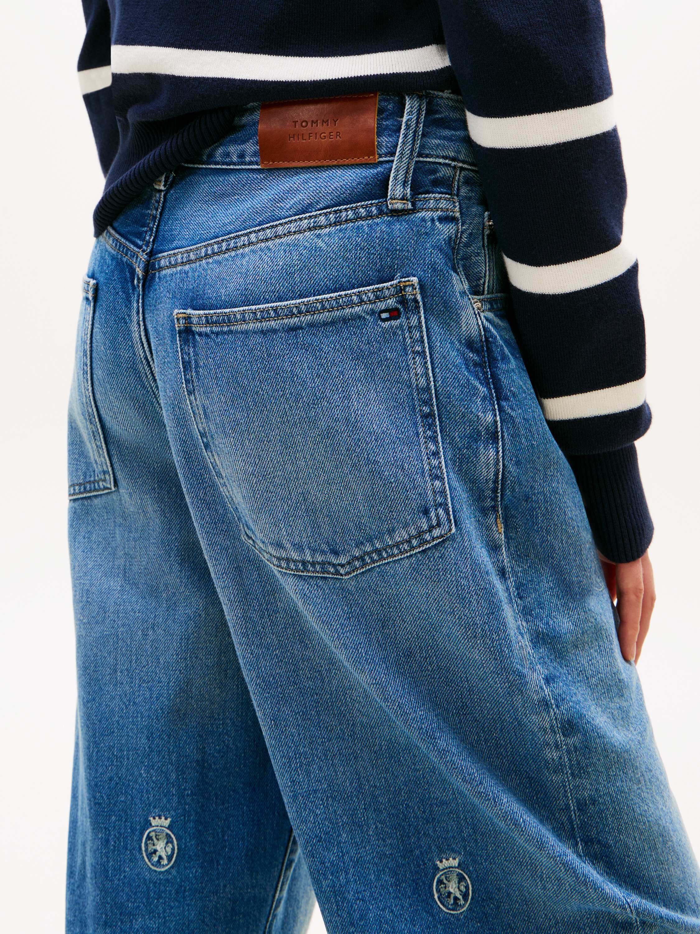Crest Embroidery Mid Rise Barrel Leg Jeans