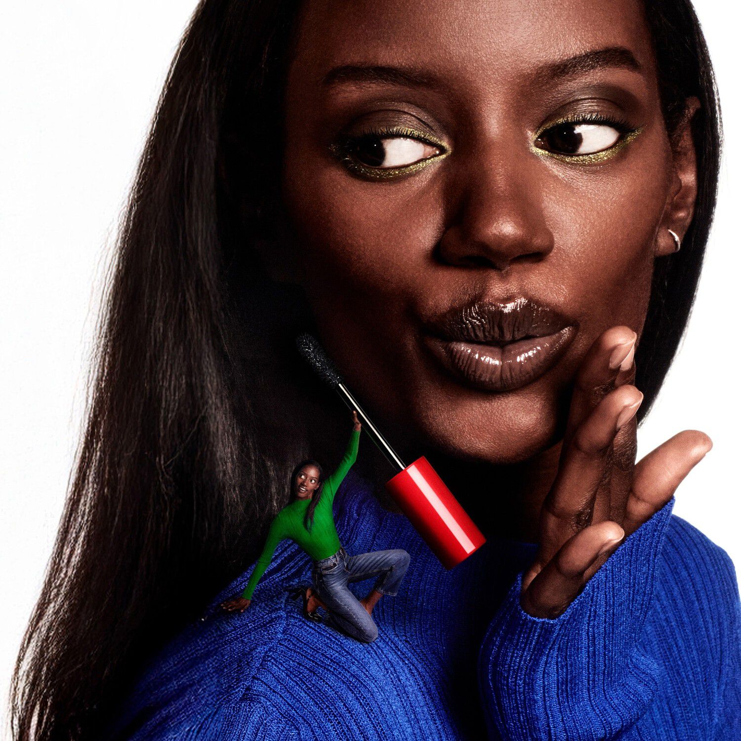 Et intenst look, lag efter lag.Allerede fra f&oslash;rste p&aring;f&oslash;ring er vipper