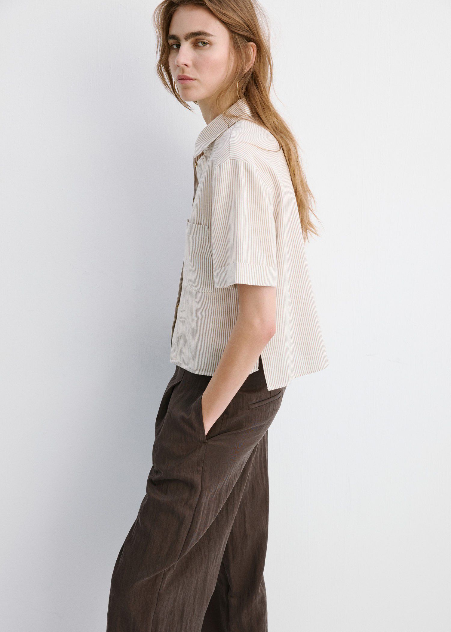 Short sleeve striped shirt