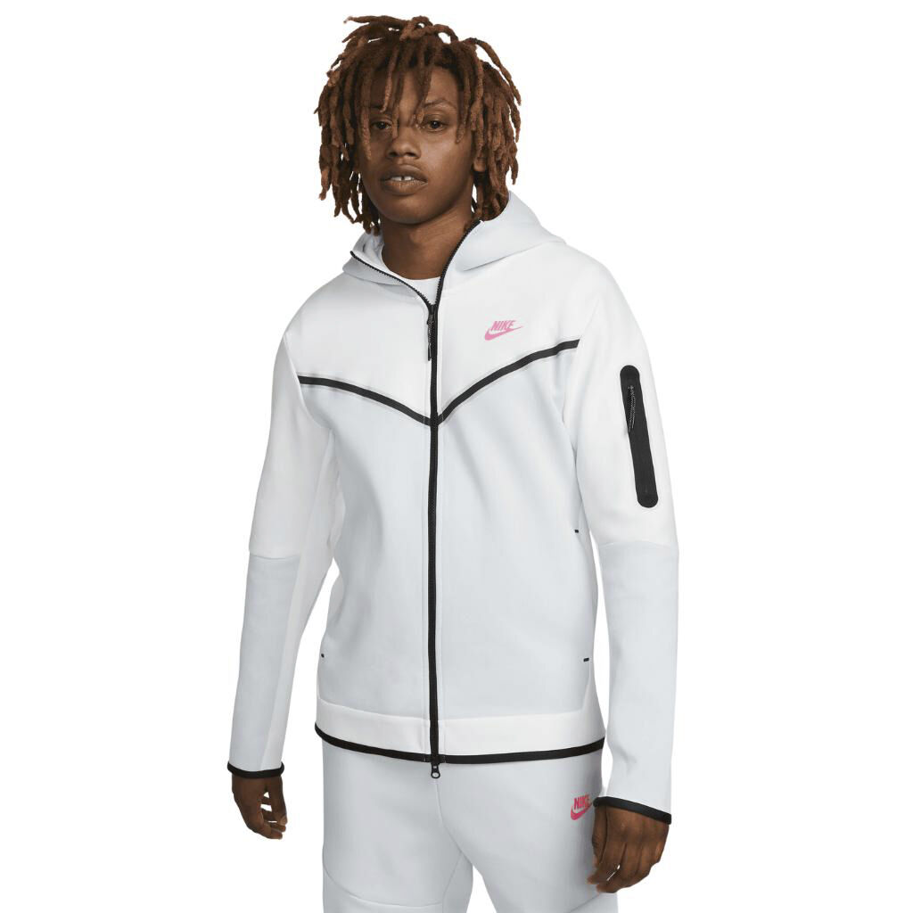 sportswear tech fleece